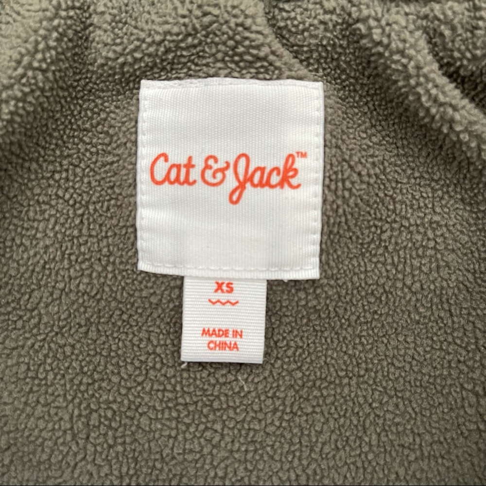 Cat & Jack Puffer Jacket - Picture 5 of 5